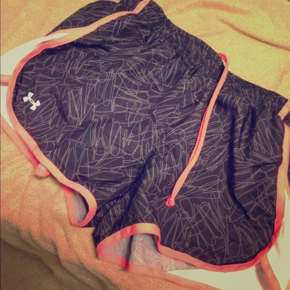 Work out under armour shorts