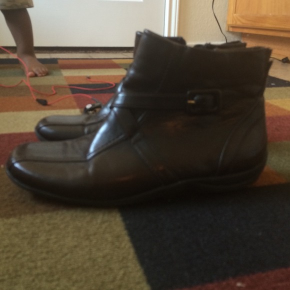 Naturalized Bootie