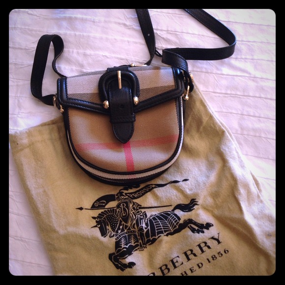 Burberry mini bag
