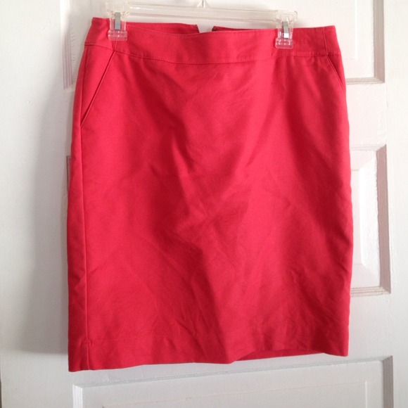 Like new! Coral Merona pencil skirt RESERVED