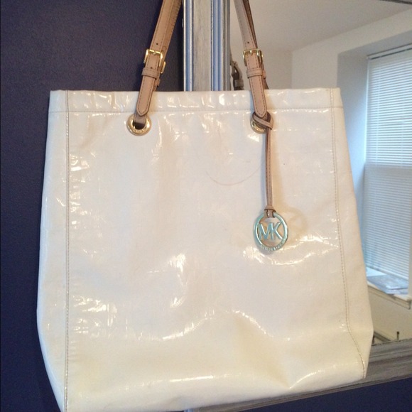 Michael Kors Summer Handbag