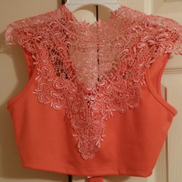 Coral crop top, make me an offer