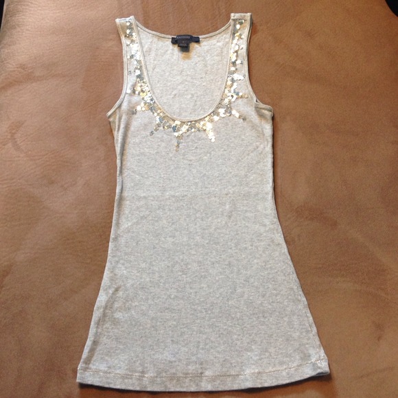 Express sequence tank top