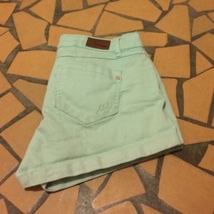 Colored Express jean shorts