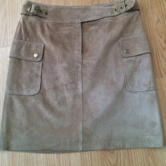 Ann Taylor Loft leather suede mini skirt 2 xs tan - Picture 1 of 4