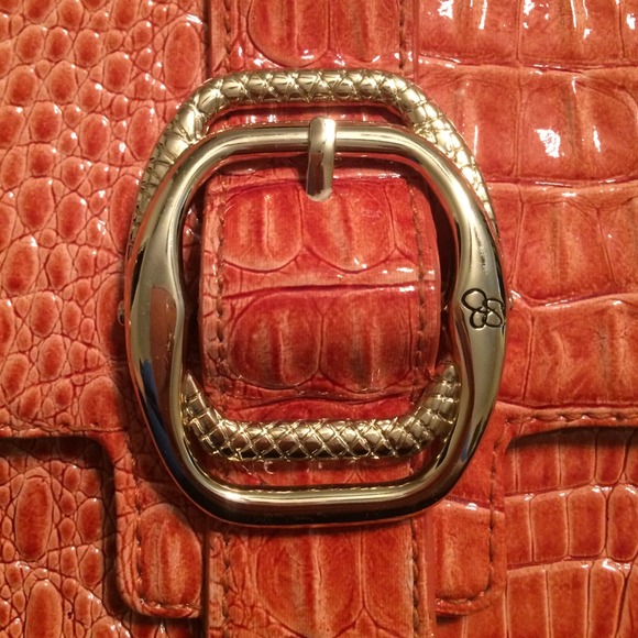 Jessica Simpson Oversized Clutch - Picture 4 of 4