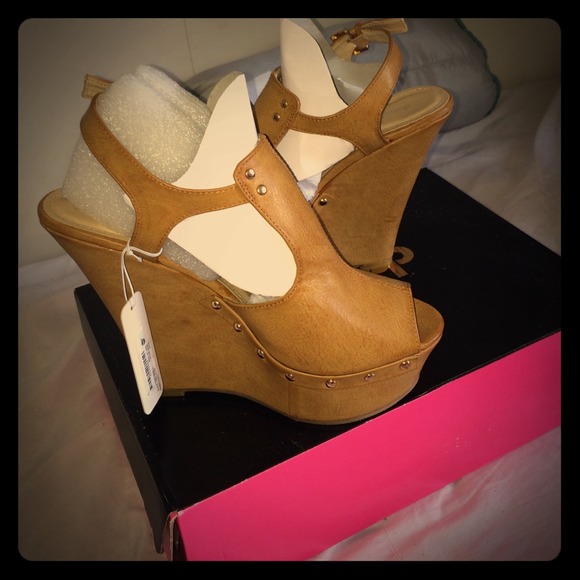 Chestnut Wedges