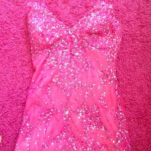 Caché prom dress