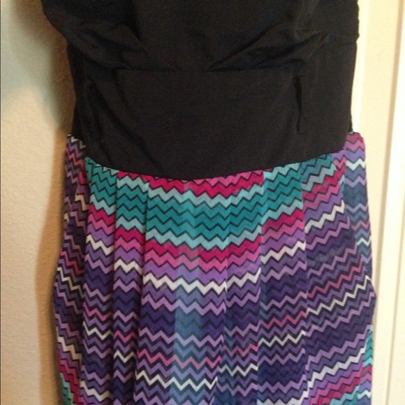 Chevron dress - Picture 2 of 2