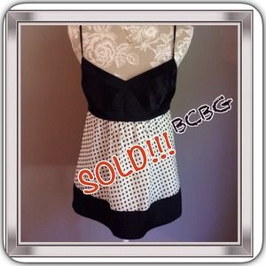 💐 BCBG MAXZARIA POLKA DOT TOP 💐