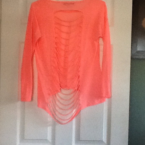 Pink sweater - Picture 2 of 2