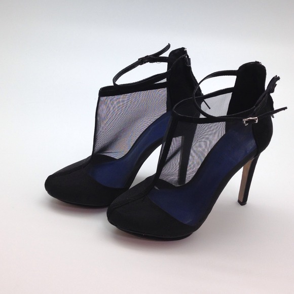 Shoe