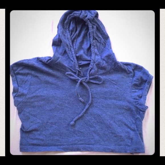 Sweater crop top