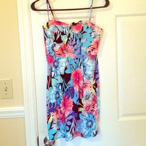 Floral multi colored print dress!