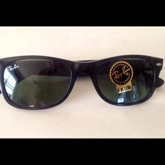 Ray-Ban Accessories - 💢Authentic Rayban new wayfarer sunglasses💢
