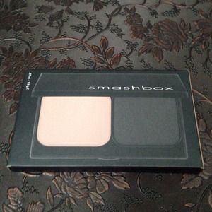 Smashbox powder foundation