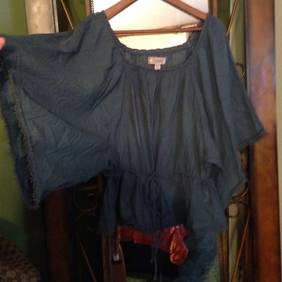 Dolman w lace trim, drawstring waist