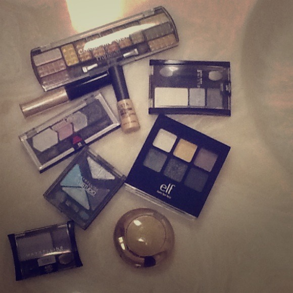 Eyeshadow!! 👀💕