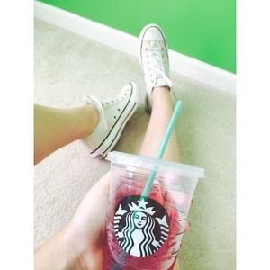 White All star converse!