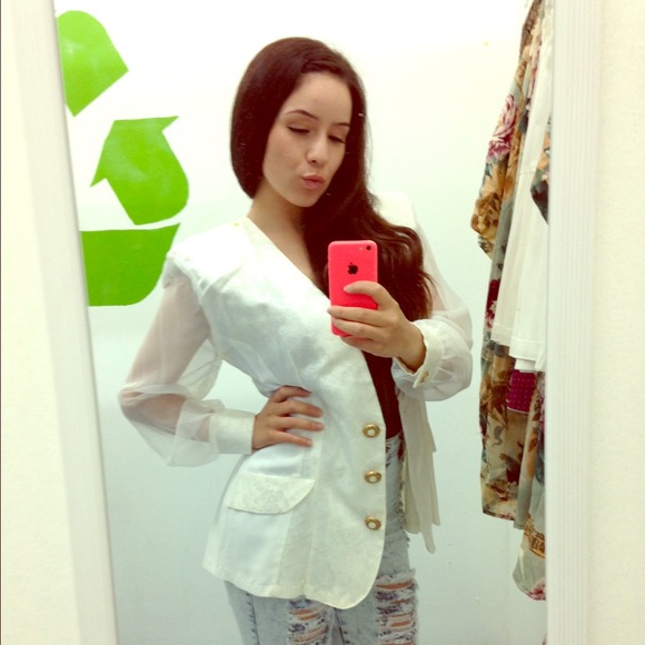 Gorgeous off-white satin blazer!!