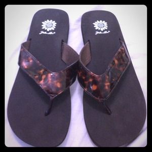 Yellow Box Flip flops