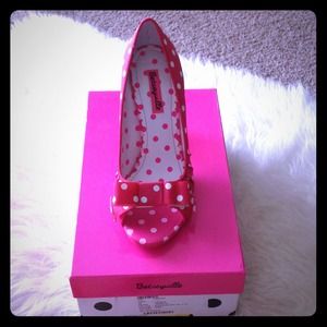 Betseyville heels