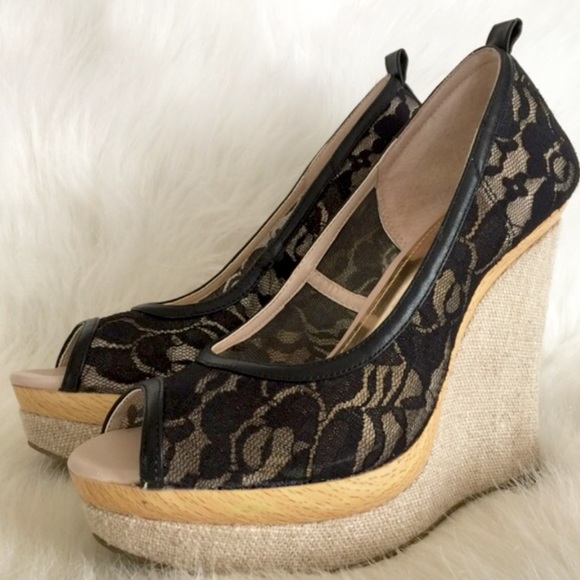 Sexy lace wedges💕