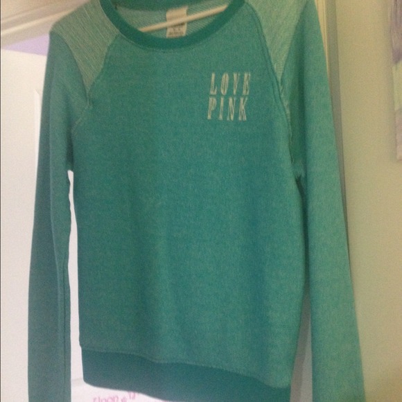 Vs sweater