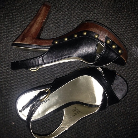 Xhilaration heels
