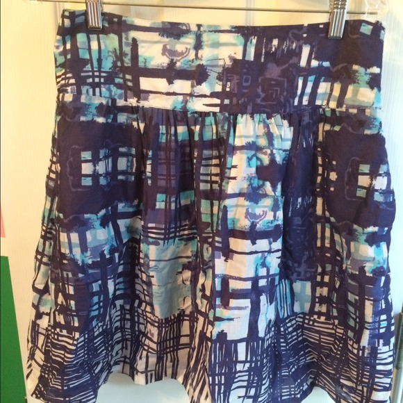 Limited skirt size S Navy, white, and bright blue - Picture 7 of 10