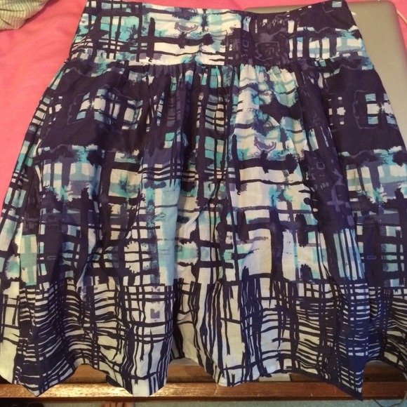 Limited skirt size S Navy, white, and bright blue - Picture 10 of 10