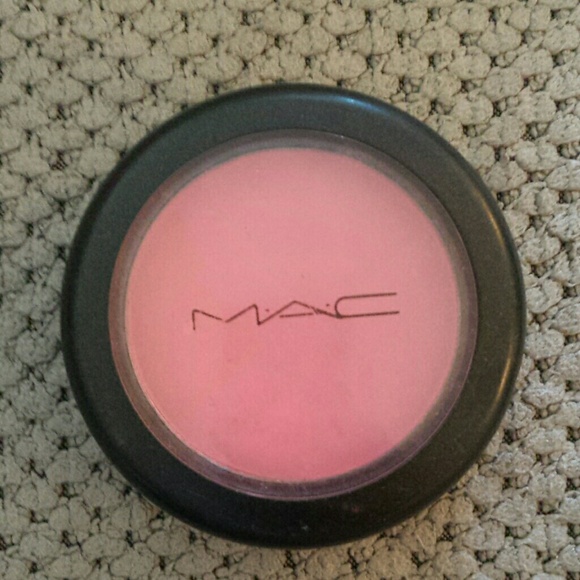 Mac pink swoon sheertone blush
