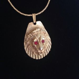 18k Gold Shield Lion Bear Pendant Necklace Red Eye