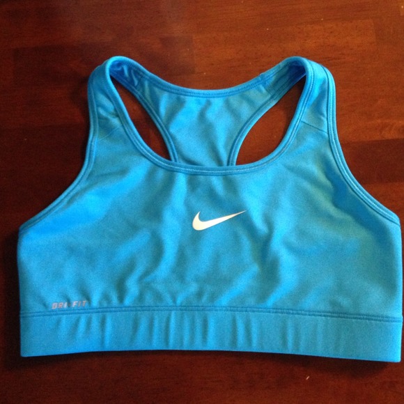 nike fit sports bra