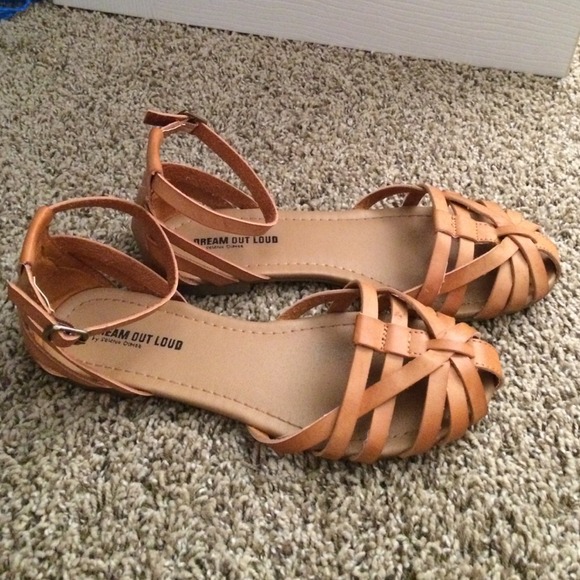 Ankle strap flats/sandles