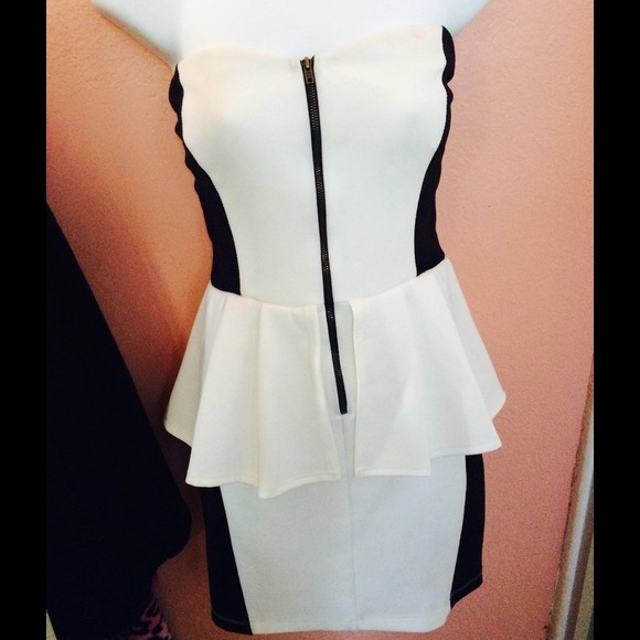 Black/white pelplum dress