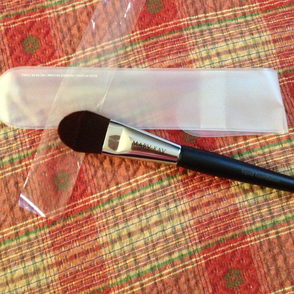 💥BRAND NEW💥 Mary Kay foundation brush