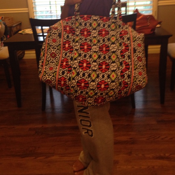 Vera bradley large duffel in sun valley