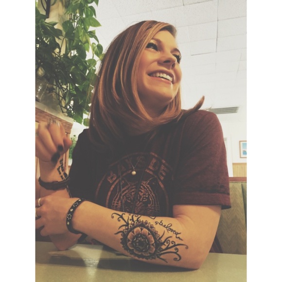 Meet your Seller/Buyer - Picture 7 of 8