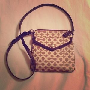 Authentic Coach Crossbody - Brown.