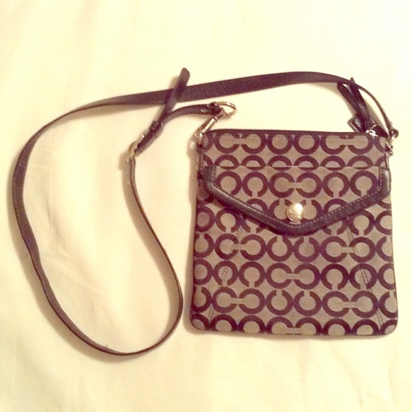 Authentic Coach Crossbody -Black