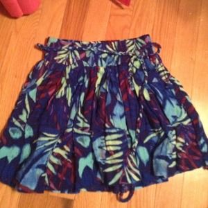 Super cute aero skirt