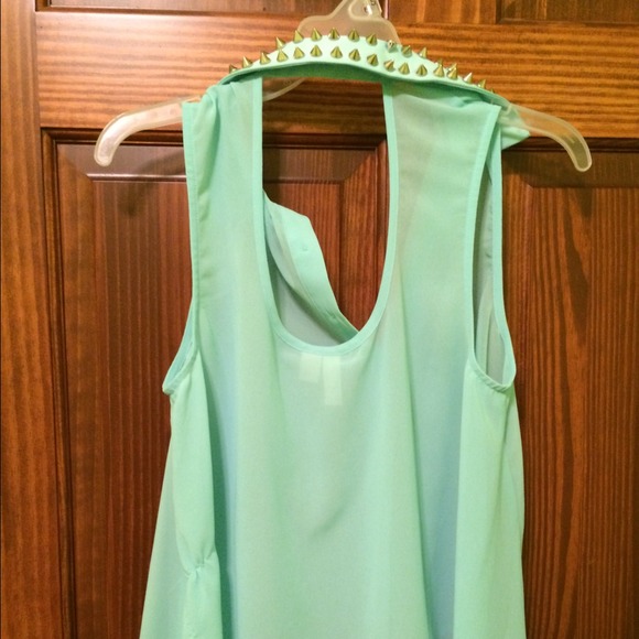 Tank - Picture 2 of 2