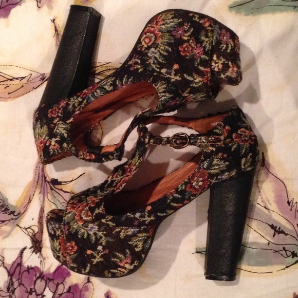 Jeffrey Campbell LITAS!! Unbelievably comfortable!