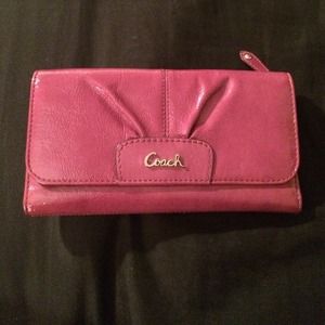 Coach Patent Leather Wallet Plum ON HOLD @shellik