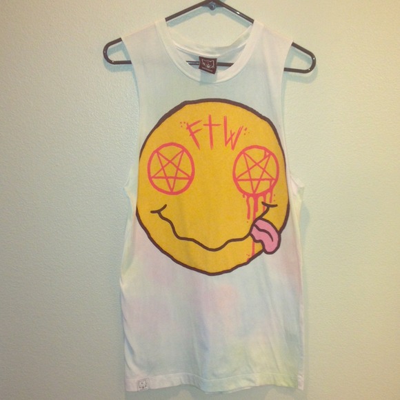 drop dead  Tops - Drop Dead trippy smiley pastel tie dye muscle tee