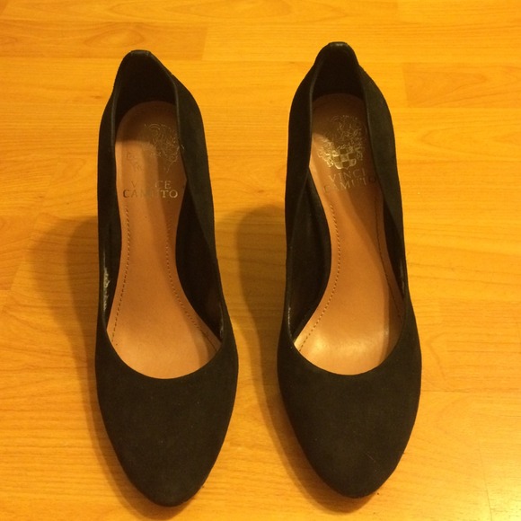 Vince Camuto Pumps