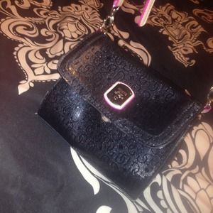 Guess Satchel