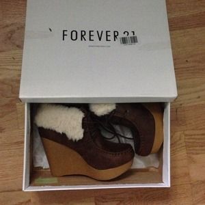 Forever 21 fur wedges
