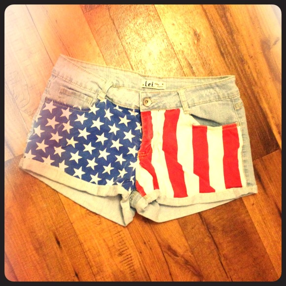 American flag shorts 🇺🇸